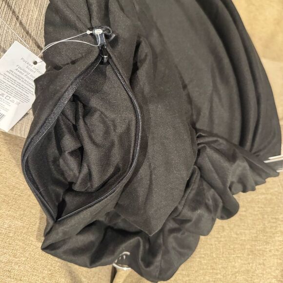 Beyond Yoga Pocket Infinity Scarf - Picture 9 of 10